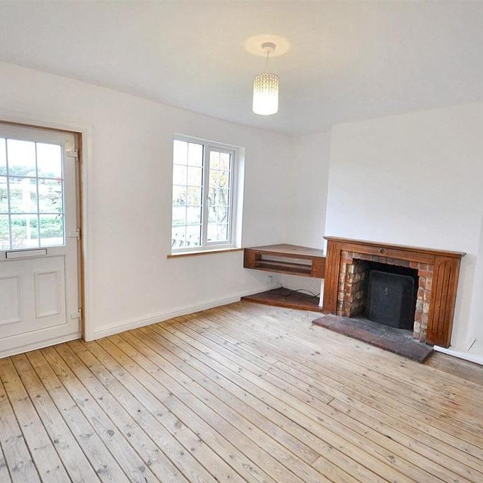 3 bedroom semi-detached house to rent - Photo 1