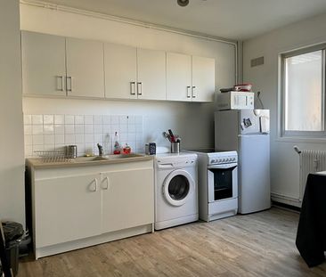 Location Appartement 2 pièces 49m² - Photo 5