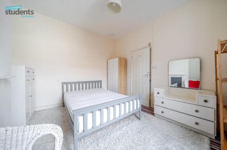 4 bedroom terraced house to rent - Photo 4