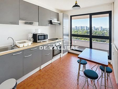 Location Appartement 3 pièces 73m² NANTERRE 92000 - Photo 4