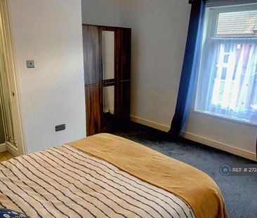 1 bedroom in a house share to rent - Photo 6