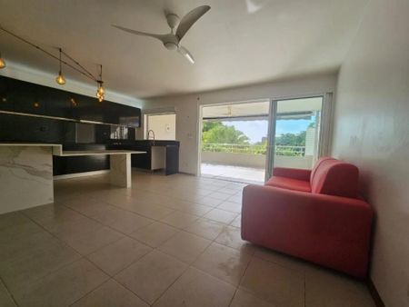 Location Appartement 68.71m² 3 pièces Fort de france - Photo 3