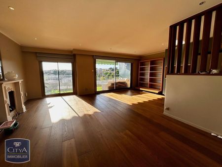 Location Appartement 3 pièces 75m² LE CANNET 06110 - Photo 3