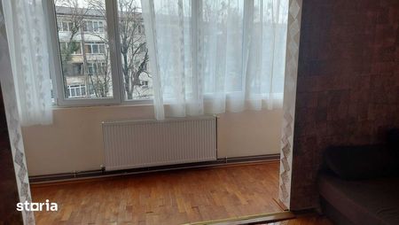 Inchiriez apartament 2 camere zona Sagului - Photo 2