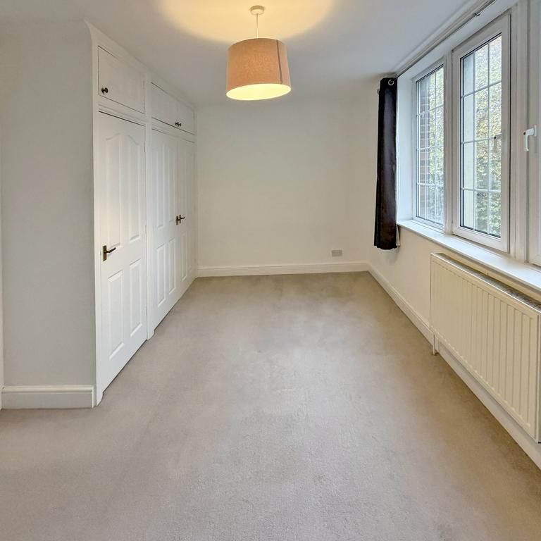 3 bedroom maisonette to rent - Photo 1