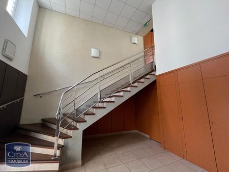 Location Appartement 3 pièces 79m² CHERBOURG-EN-COTENTIN 50100 - Photo 5