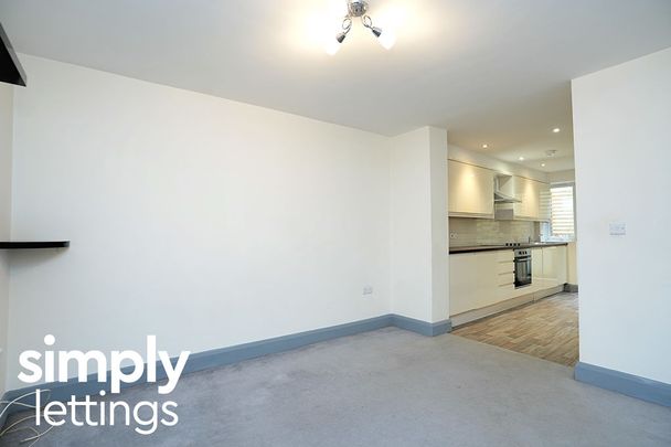 2 Bed property for rent - Photo 1
