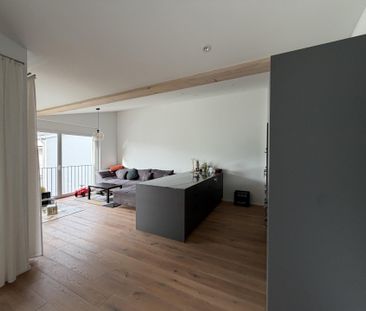 Moderne 3.5-Zimmer-Wohnung im Eigentumsstandard - Photo 2