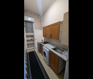 Studio Flat, London, NW10 - Photo 1