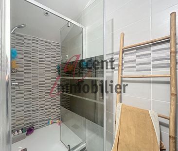 Caumont, centre : Maison de village T4 rénovée 99 m² avec terrasse ... - Photo 2