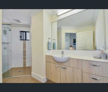 409/12 Salonika Street - Photo 4