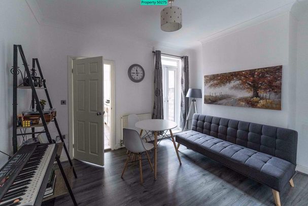 2 bedroom terraced house to rent - Photo 1