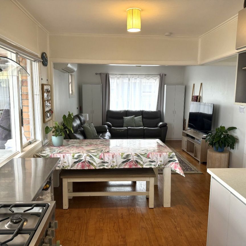 Family-Ready, Ample Parking & Fully Fenced � Don't Miss Out! - Photo 1