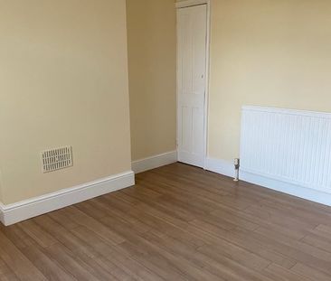 2 Bed Terraced House, Hawthorne Street, LE3 - Photo 4