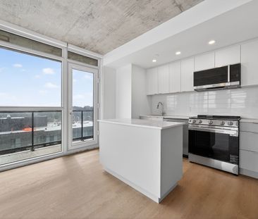 For Lease - 1360 Carling Avenue Unit# 1207, Carlington - Central Pa... - Photo 6