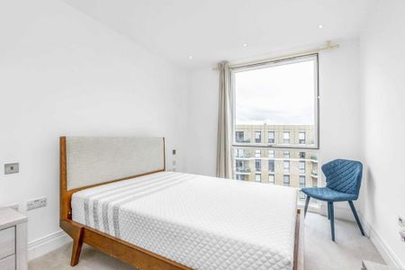 3 bedroom flat to rent - Photo 2