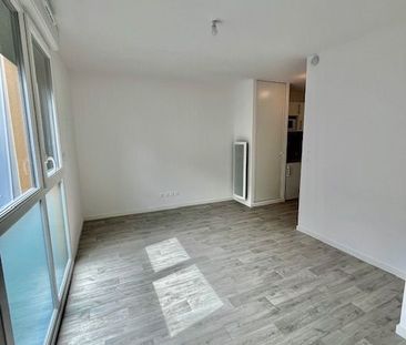 Location Appartement 1 pièce 22m² TROYES 10000 - Photo 1