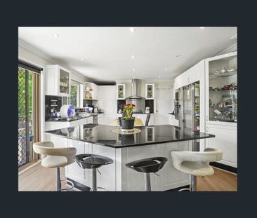 BEAUTIFULLY PRESENTED FAMILY HOME !!! - Photo 6