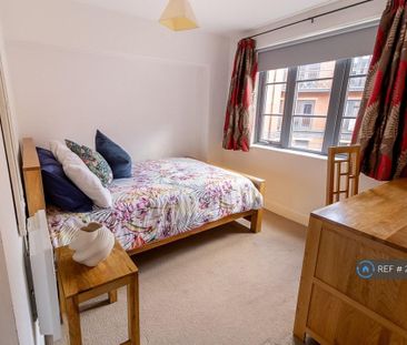 2 bedroom flat to rent - Photo 6