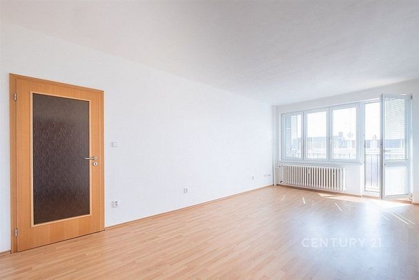 Pronájem bytu 2+1 56 m² - Photo 1