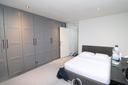 4 bedroom townhouse to rent - Photo 4