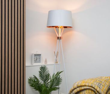 John Street - Photo 1