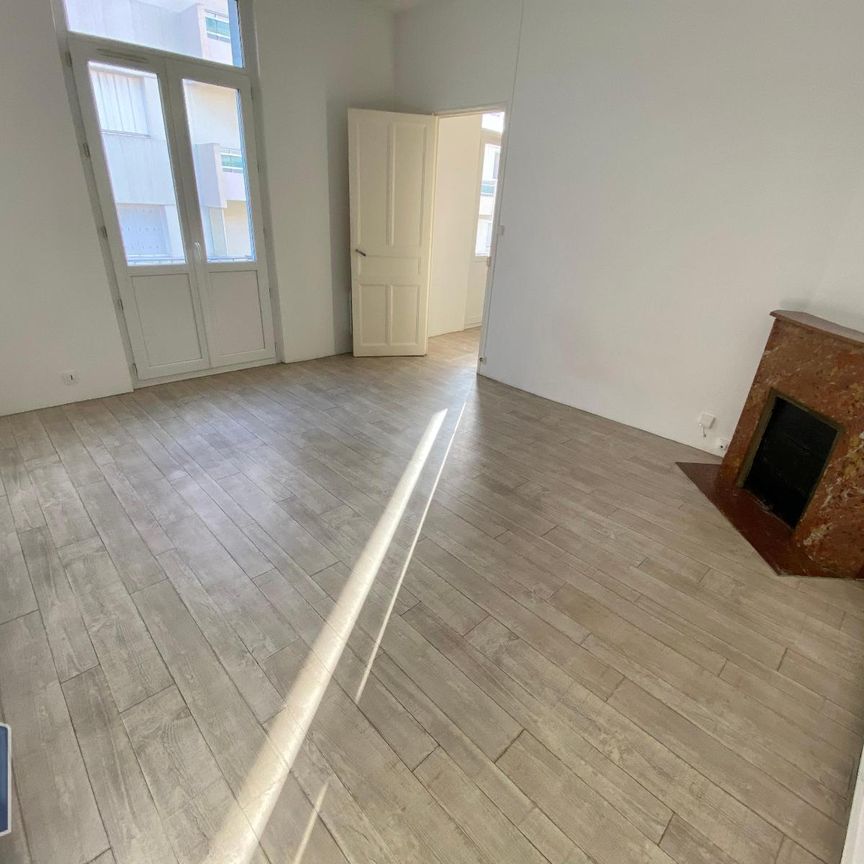 Location Appartement 1 pièce 30m² TOULON 83000 - Photo 1