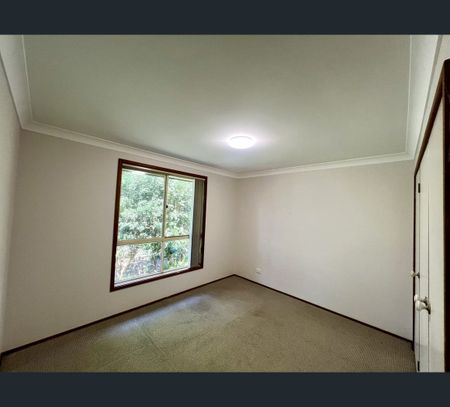 12 Ensign Close, Corlette, NSW 2315 - Photo 3