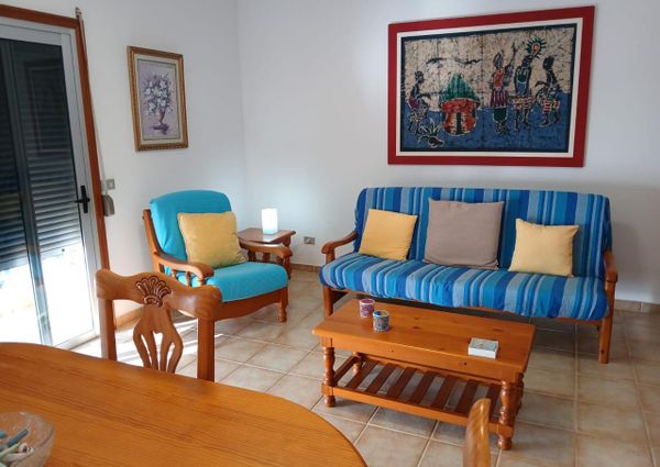 **To rent in Las Galletas, 2 bedroom apartment