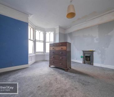 5 bedroom house to rent - Photo 2