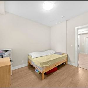 2 bed bd 1 bath ground suite - Photo 3