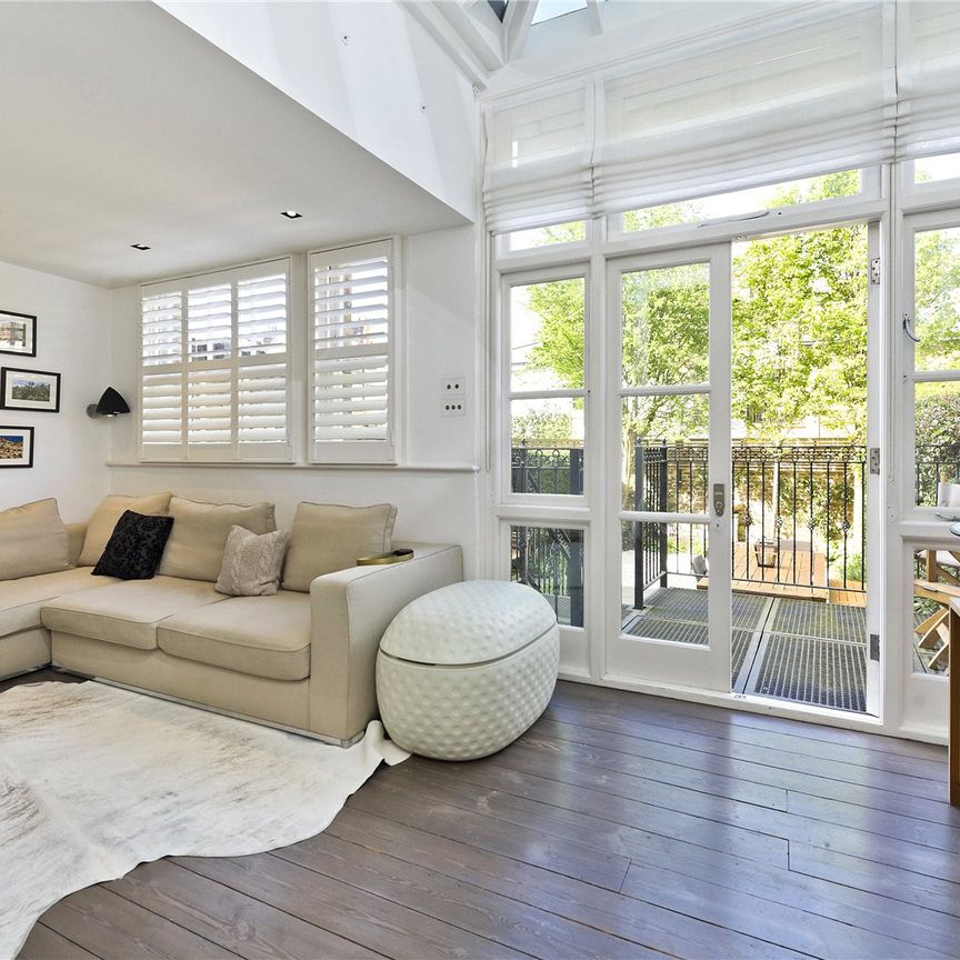 Hereford Road, W2, London - Photo 1