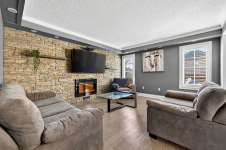 For Lease - 1772 Whitestone Court, Oshawa, Ontario - Photo 4