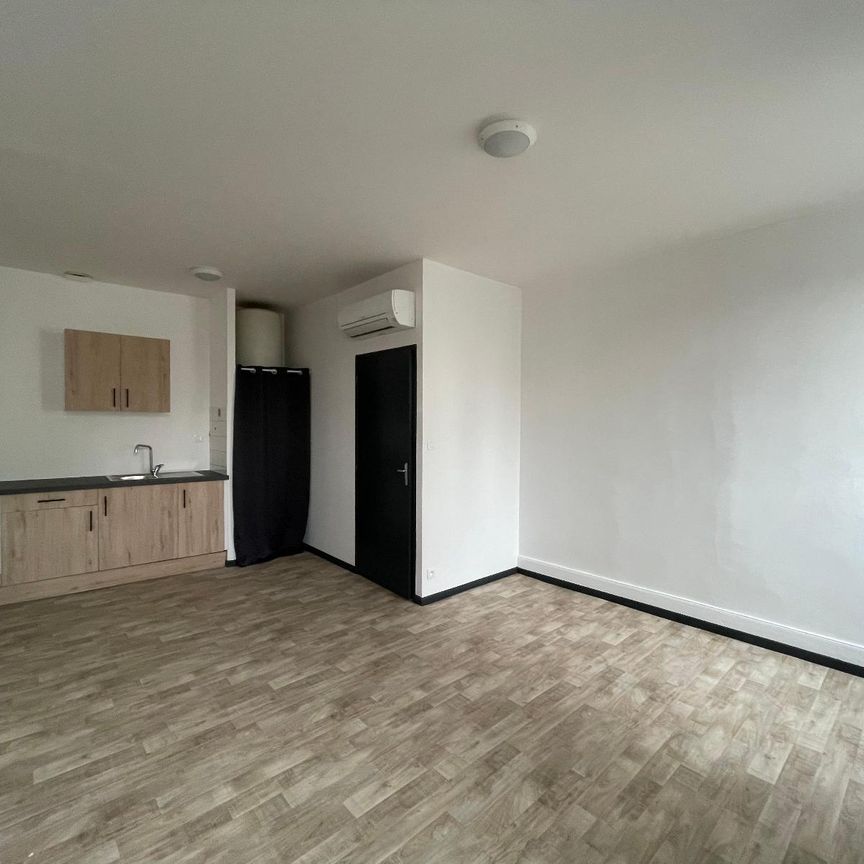 Location Appartement 3 pièces 52m² AUBENAS 07200 - Photo 1