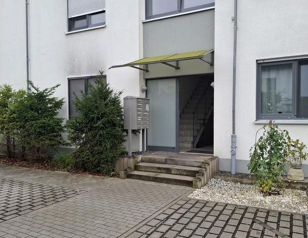 Mietwohnung 78,5qm 1200Euro kalt+250 Nebenkosten - Photo 1