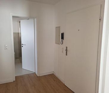 Renovierte 3 Zimmerwohnung mit schicker Einbauküche in zentraler La... - Photo 5