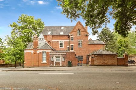 Gladstone Court, Nottingham, NG7 - Photo 4