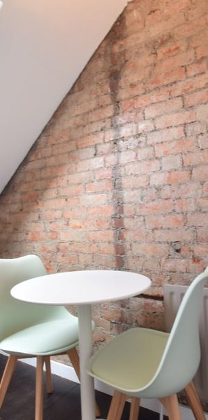 Room in a Shared Flat, Blenheim Gardens, NW2 - Photo 1