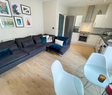 5 bedroom house to rent - Photo 2