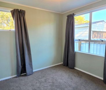 Charming 2BR townhouse in Marton! - Photo 1