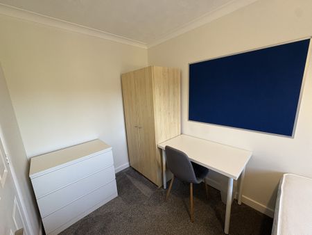 Scaife Gardens, Haxby Road - P10828 - Photo 4