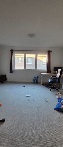 For Lease - 42 West Oak Trail, Barrie, Ontario - Photo 2