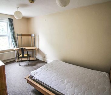 4 bedroom detached house to rent - Photo 4