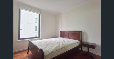 Spacious 3 bedroom - Photo 3