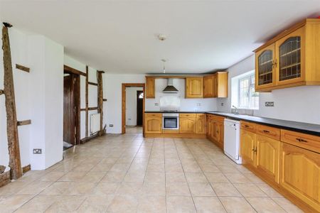 3 bedroom detached house to rent - Photo 5