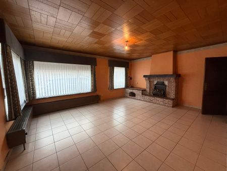 WANZELE - Ruime HoB met tuin & garage. - Photo 2