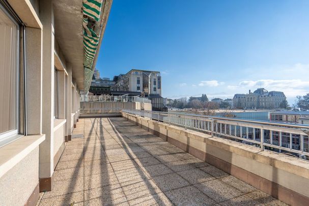 Beautiful 3.5 room apartment with balcony located in the city center of Lausanne - Photo 1