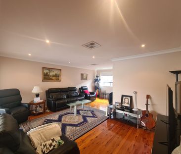 58 Longstaff Avenue, 2170, Chipping Norton Nsw - Photo 4