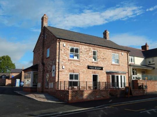 High Street, Farndon, Chester - Photo 1