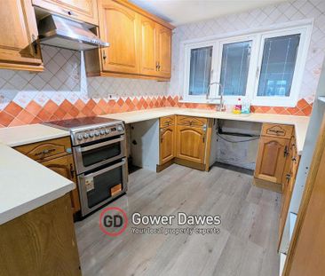 3 bedroom end of terrace house to rent - Photo 3